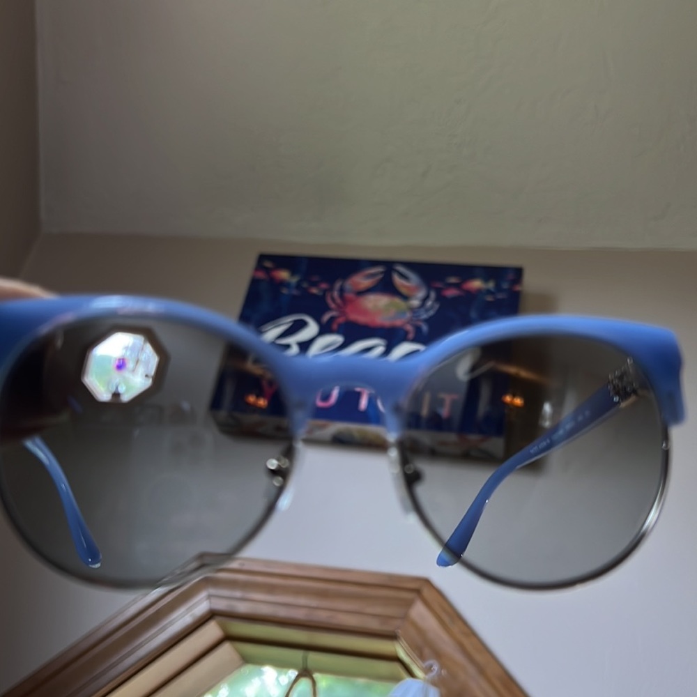 Versace sunglasses - Picture 10 of 13